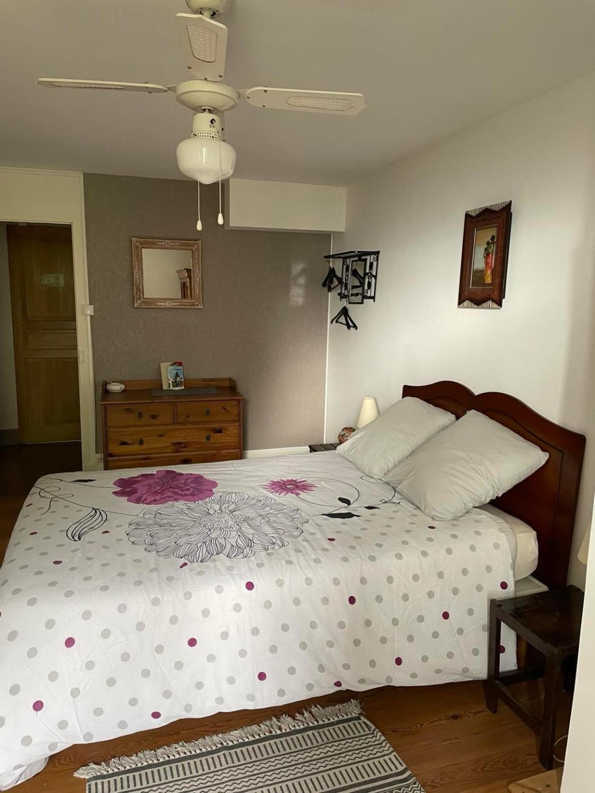 Les Agapanthes Bed and Breakfast Vaux-en-Beaujolais Exteriör bild