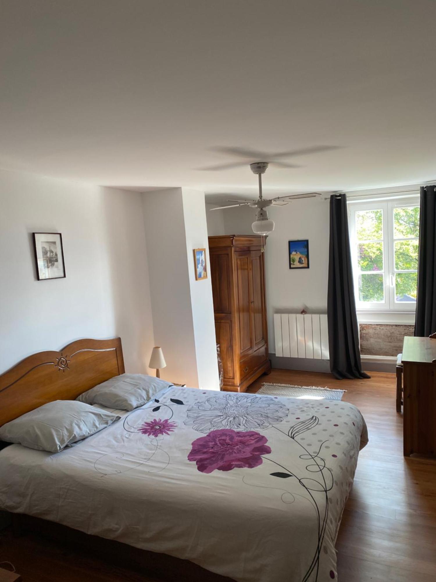 Les Agapanthes Bed and Breakfast Vaux-en-Beaujolais Exteriör bild